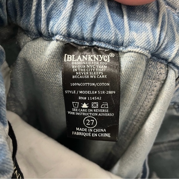BlankNYC Seam Detail Paperbag Tapered Jeans Size 27 Light Wash Self Tie Belt - Picture 8 of 9